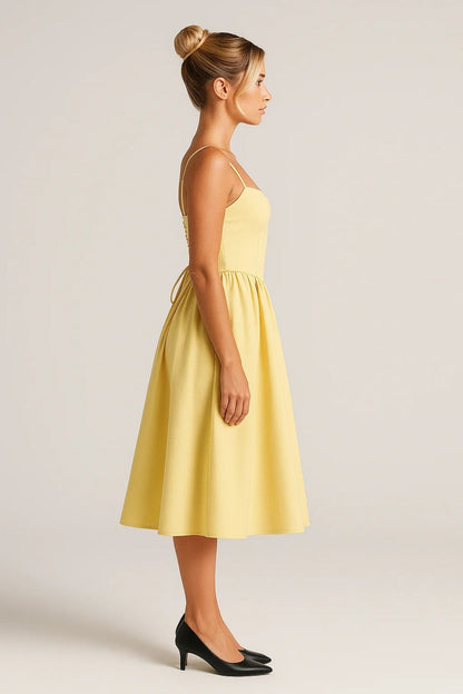 Midi-kjole til kvinder i fit-and-flare-stil | Bustier-top med stropper | Romantisk festlook